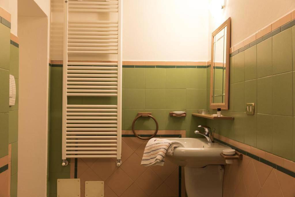 Mario'S Apartament With Ac And Wifi Apartment Лука Екстериор снимка